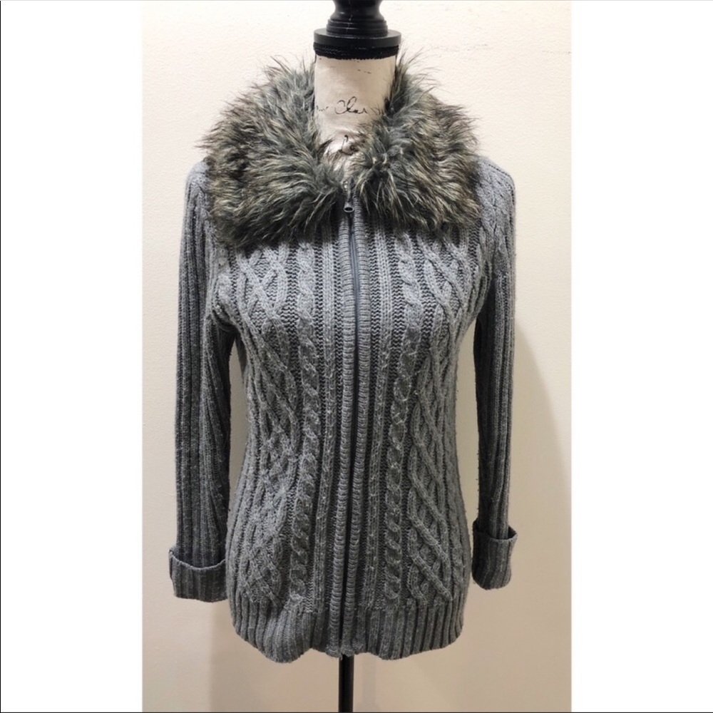 Debbie Morgan Petite Faux Fur Sweater Sz PM